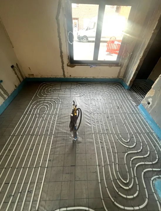 Vloerverwarming in een smalle ruimte