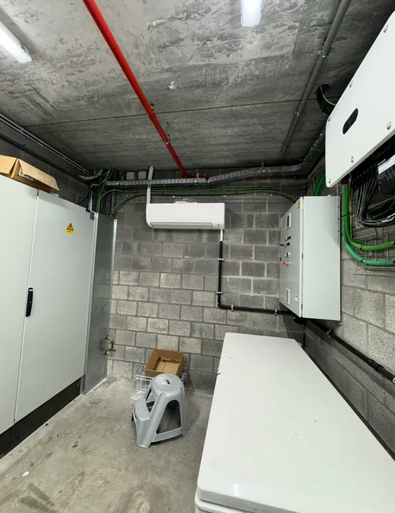 Airco in een onafgewerkte ruimte