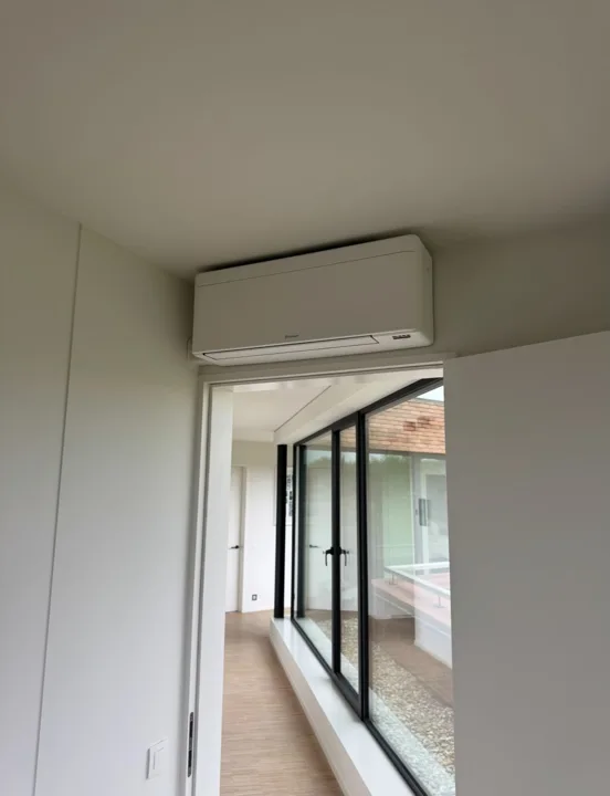 Airco bij de ramen